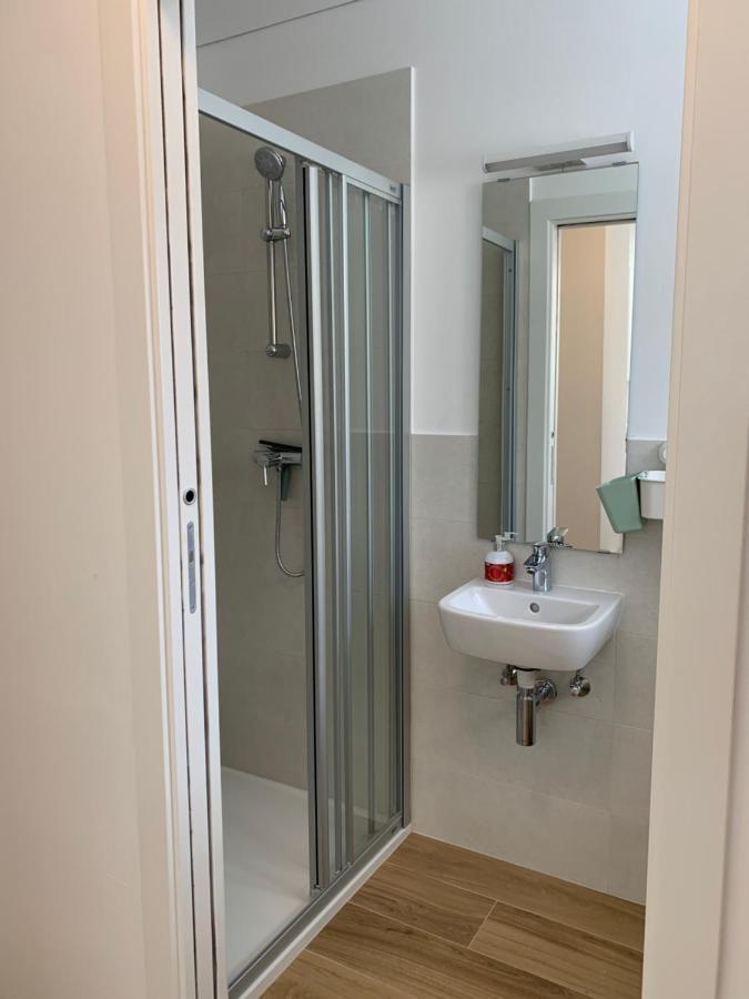 Studio Apartment Zara ภายนอก รูปภาพ
